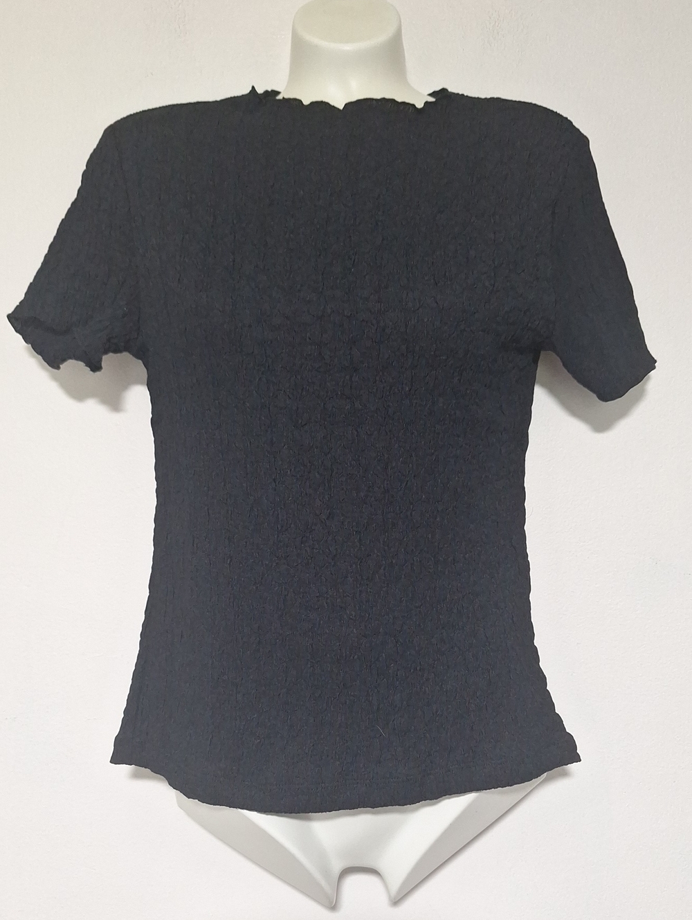 Truth By Republic Black Short-Sleeve Textured Women's Top